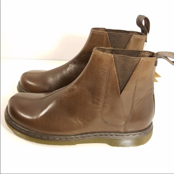 Brown Dr. Martens - Picture 2 of 7